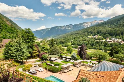 boutique hotel and chalets salvadori