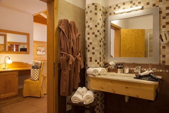 boutique hotel and chalets salvadori