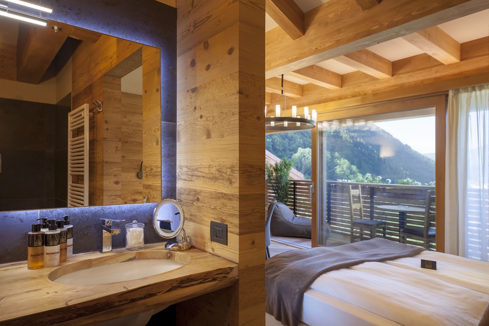 boutique hotel and chalets salvadori