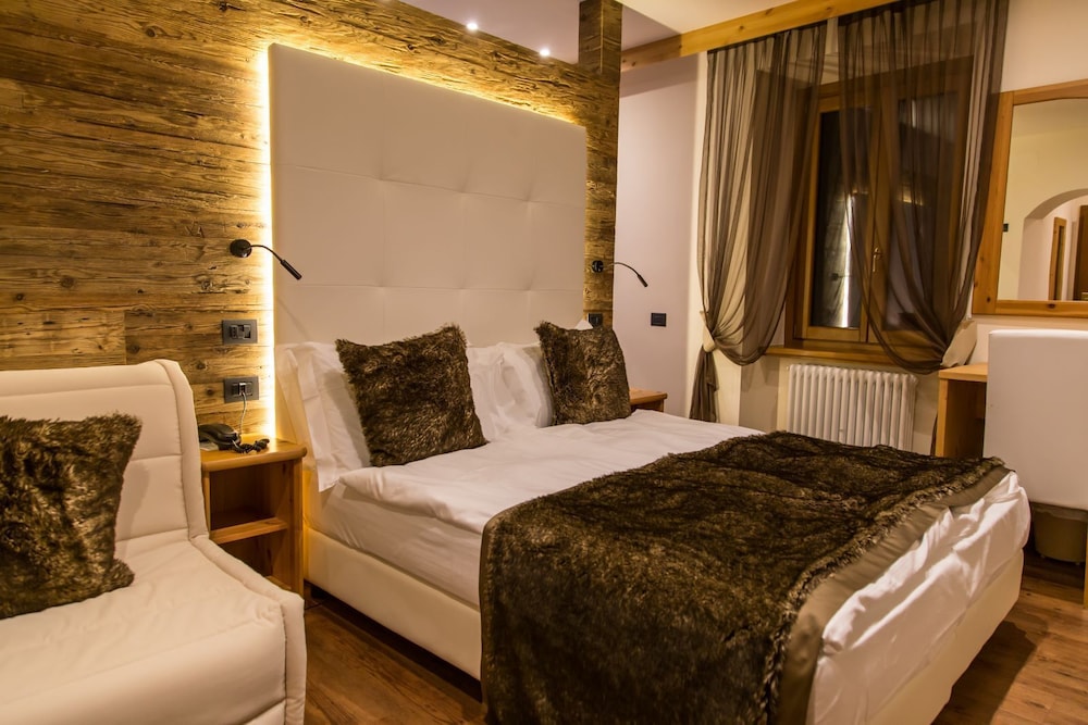 boutique hotel and chalets salvadori