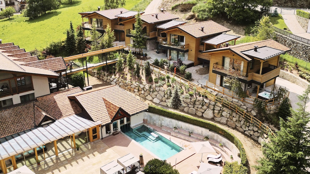 boutique hotel and chalets salvadori