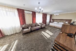 Osh Grand Hotel Chavo,,2.5 star