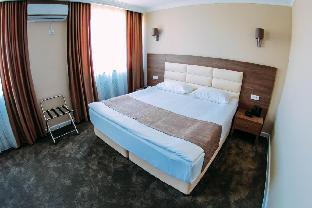 Osh Grand Hotel Chavo,,2.5 star