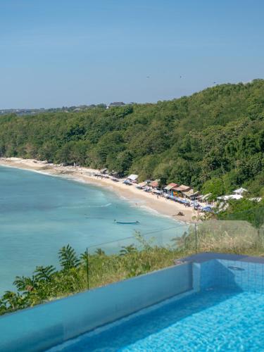 suluban cliff bali villa