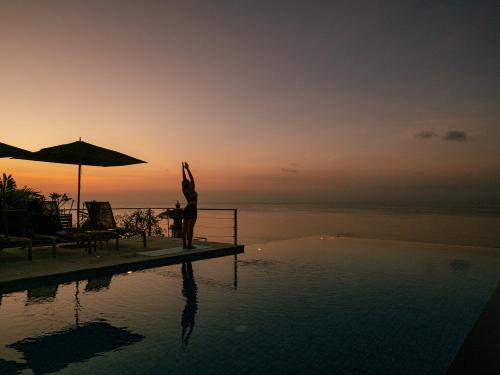 suluban cliff bali villa