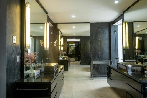 suluban cliff bali villa