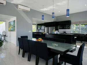 suluban cliff bali villa