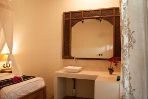 casa narrow villa rote