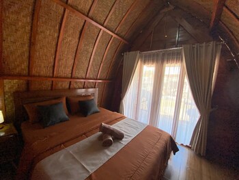 batur bamboo cabin