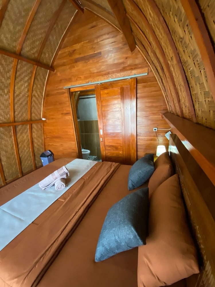 batur bamboo cabin