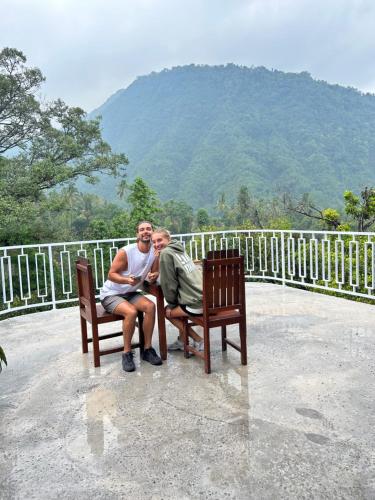 sugi gede homestay