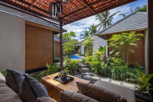 pradja slumbung villas