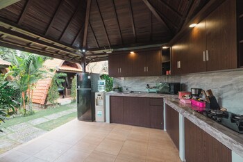 sandat bali villa canggu by bukit vista