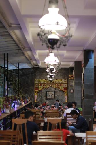 baratha hotel and resto