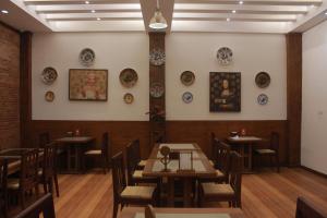 baratha hotel and resto