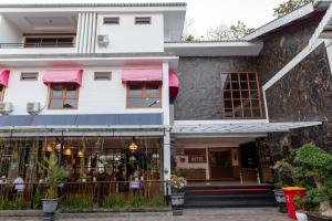 baratha hotel and resto