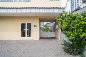 reddoorz syariah near suncity mall sidoarjo