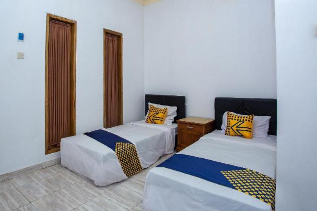 spot on 2761 pondok kartini