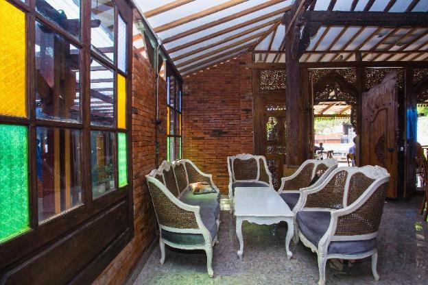 spot on 2761 pondok kartini