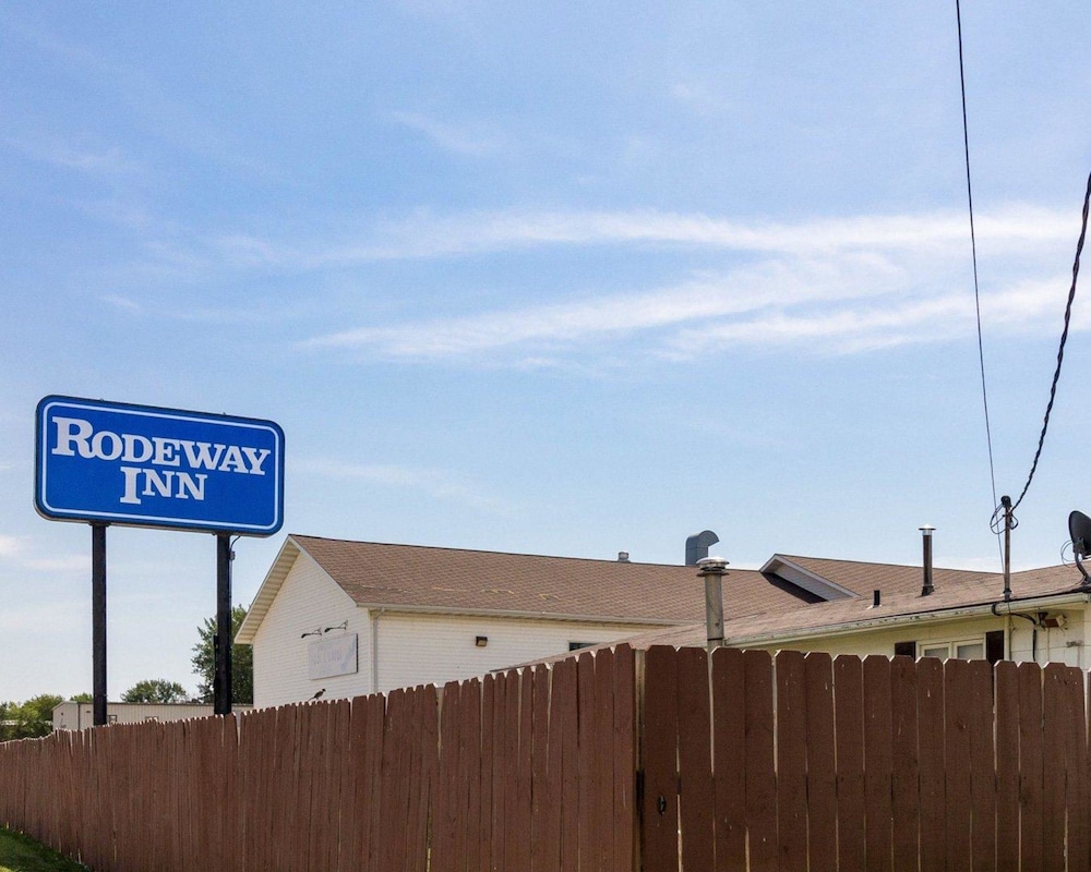 Rodeway Inn,West Fargo>>Fargo,2 star