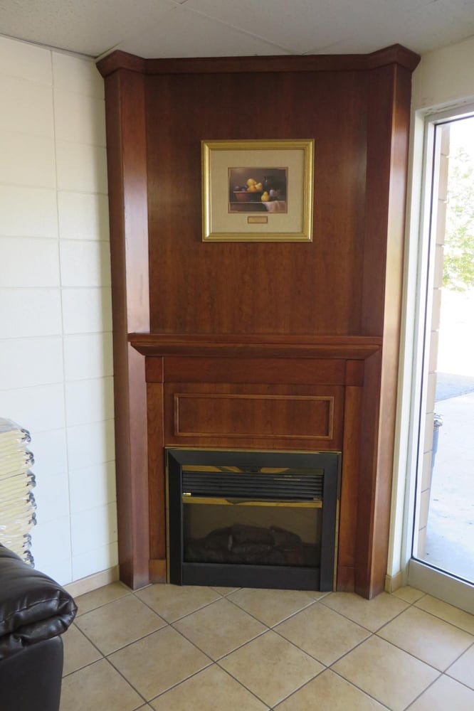 Grand Inn Fargo,West Fargo>>Fargo,2 star