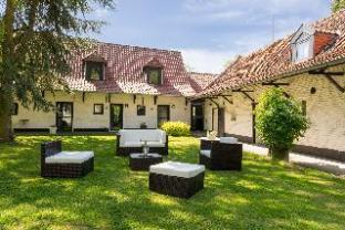 La Ferme Blanche, The Originals Relais,Near Lomme Urban Park,3 star