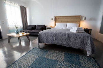 afroessa hotel by pearl hotel collection