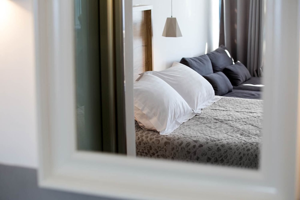 afroessa hotel by pearl hotel collection