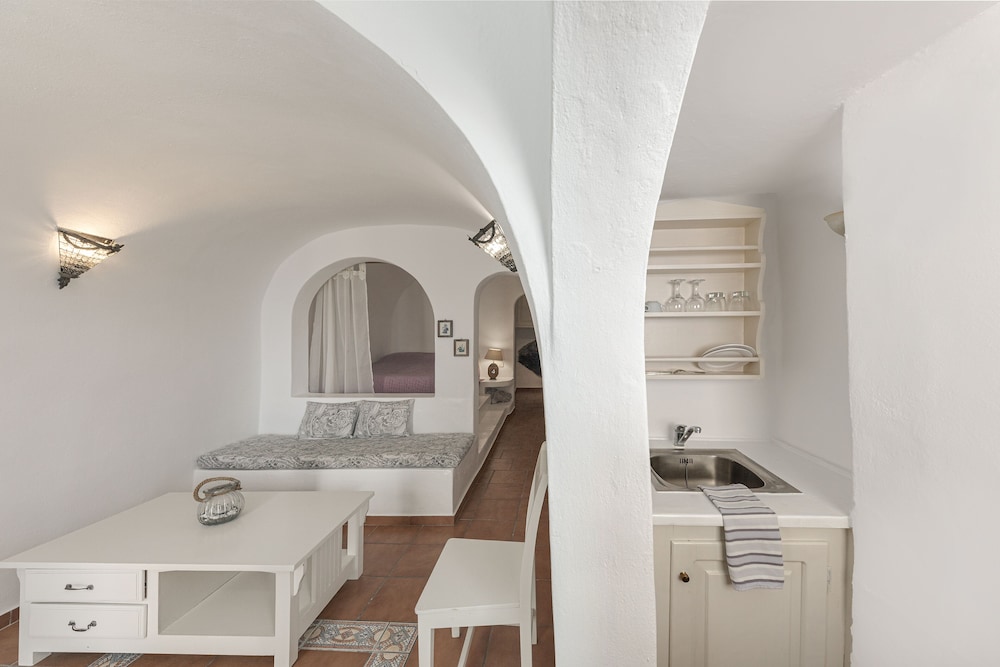 afroessa hotel by pearl hotel collection