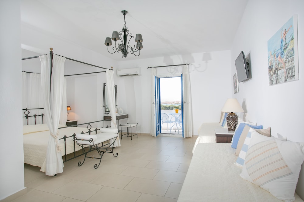 pyrgaki hotel