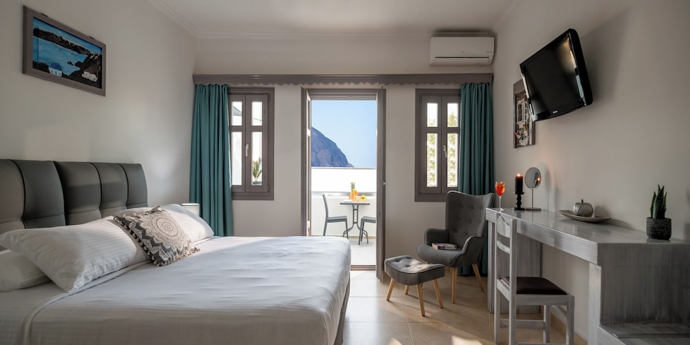 smaragdi hotel