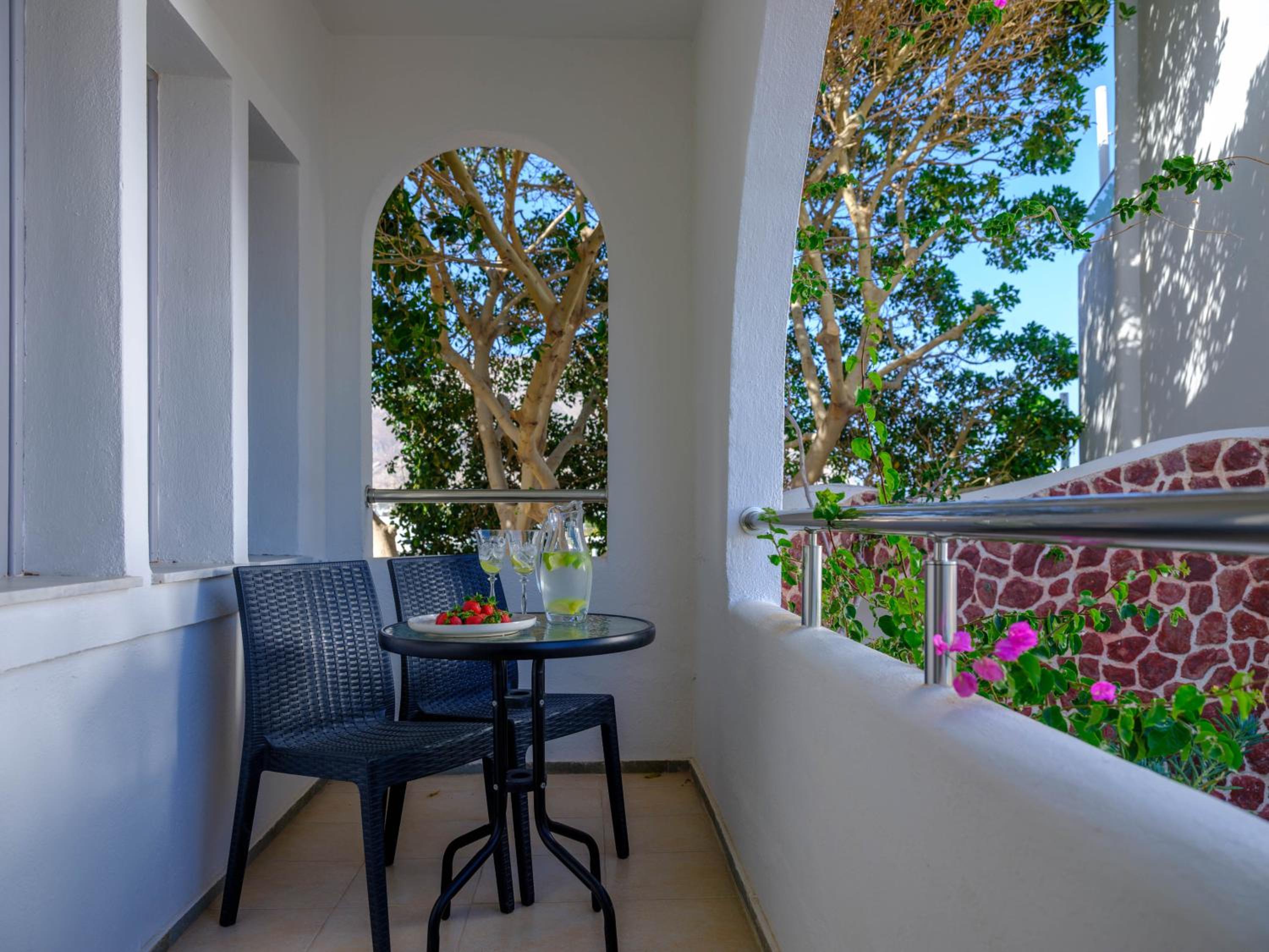 smaragdi hotel