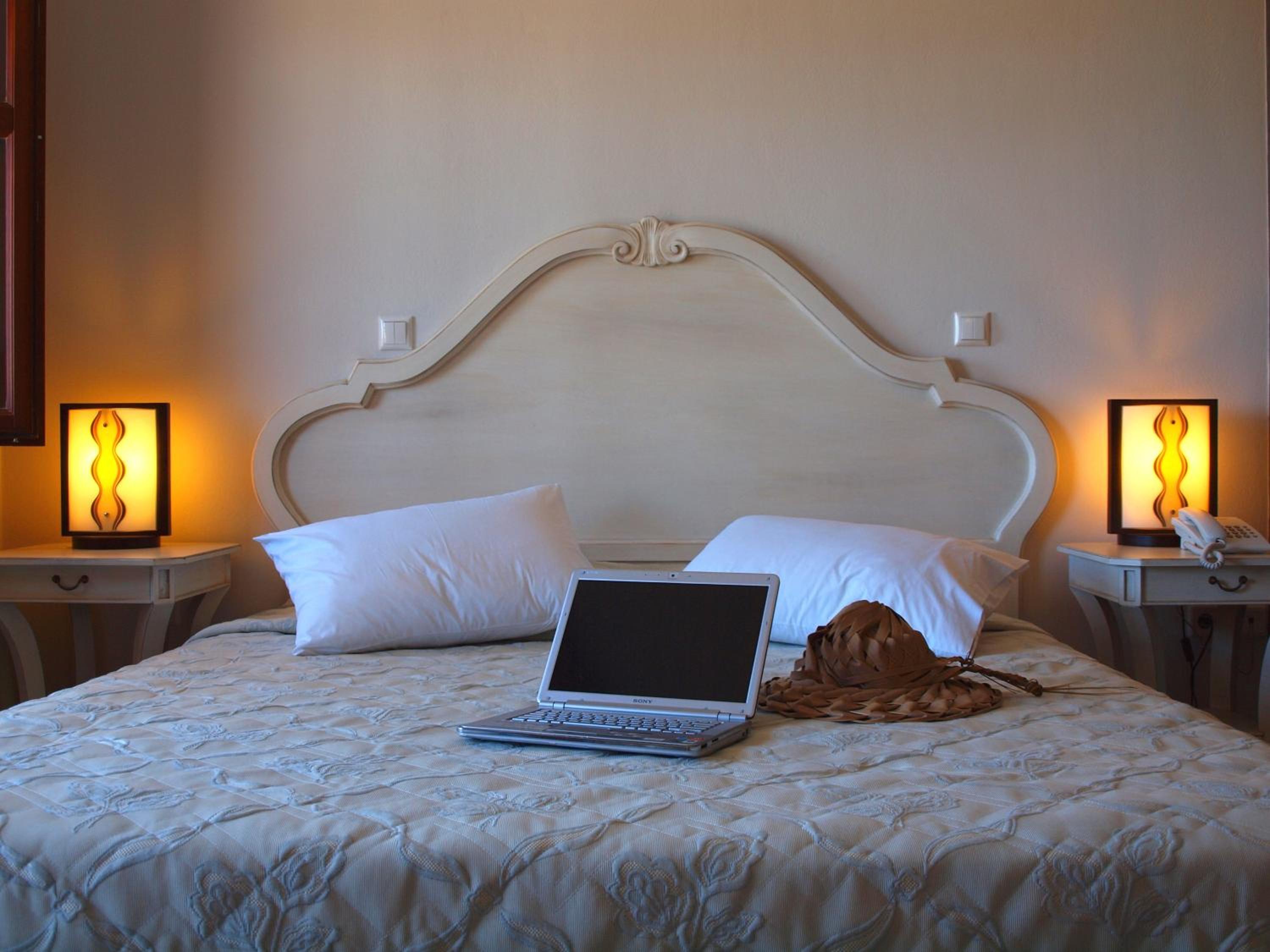 smaragdi hotel