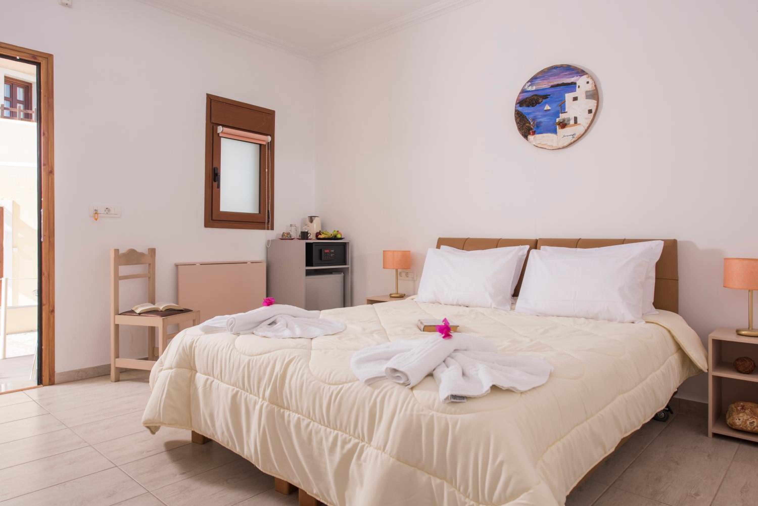smaragdi hotel