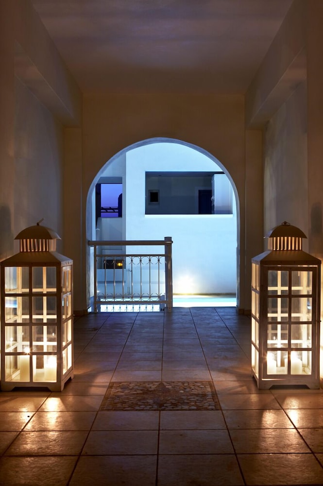 mitos suites