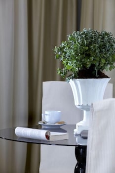 mitos suites