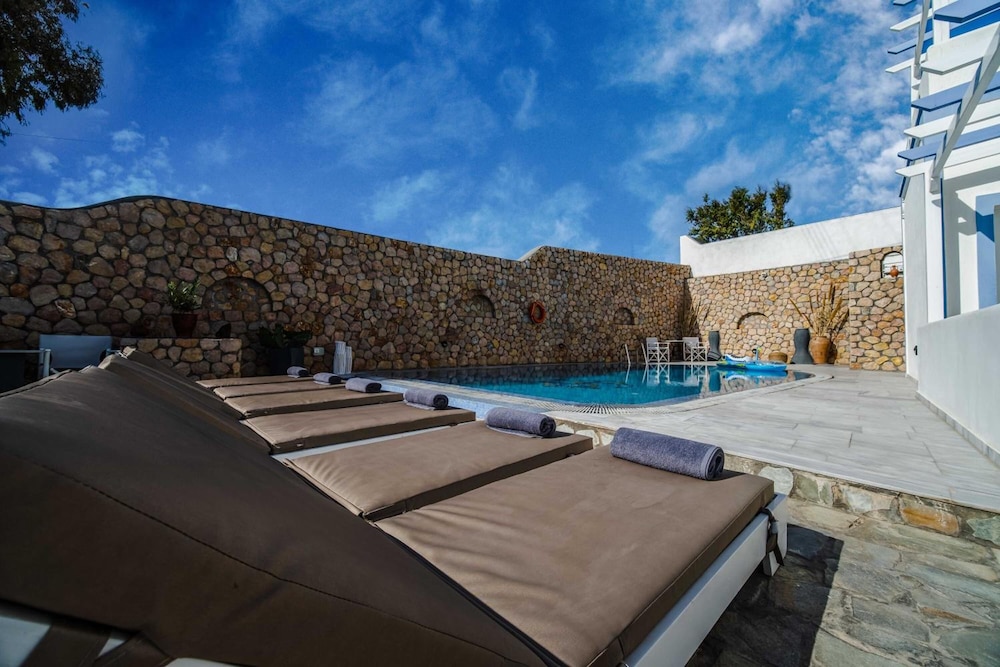 emmanouela studios