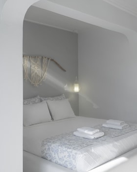 mykonos essence adults only