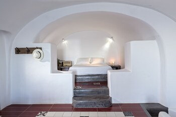 White Pearl Villas,Fira>>Finikia,3 star