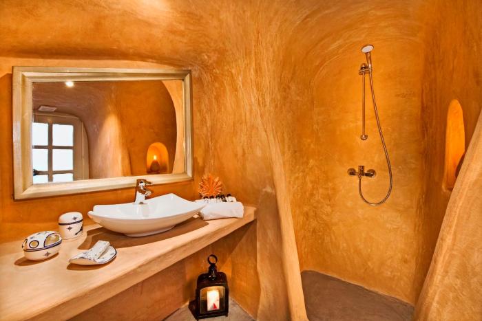 heliophos boutique caves