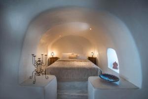 heliophos boutique caves