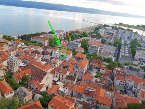omis
