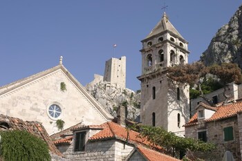 tourist settlement brzet