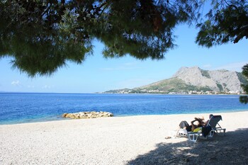 tourist settlement brzet