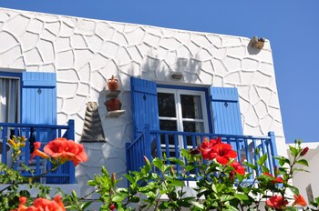 Nissiotiko Hotel,Paros>>Drios,2 star
