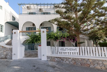 iris boutique hotel