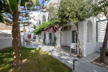 iris boutique hotel