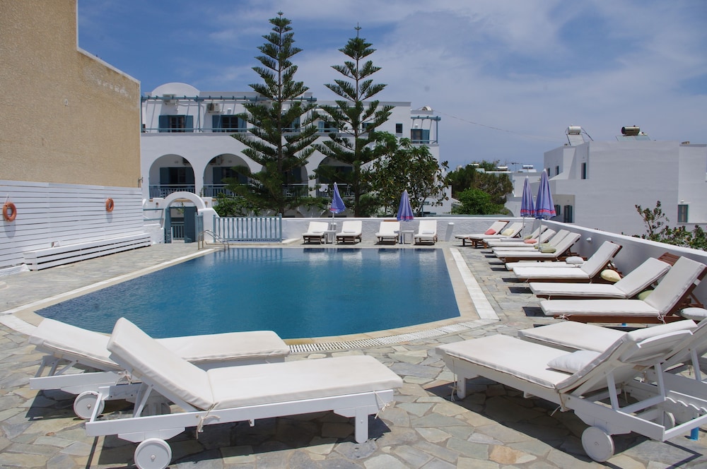 iris boutique hotel