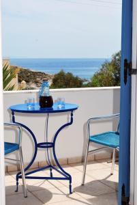 manos syros