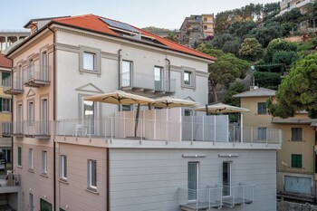 varazze apartment